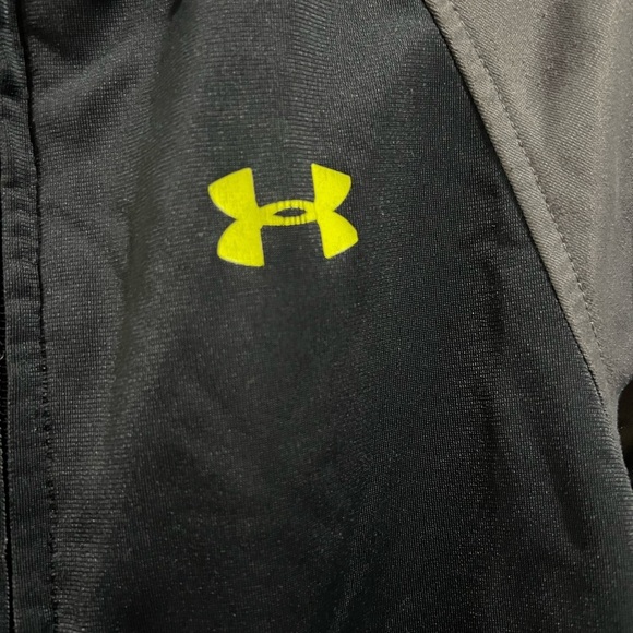 Under Armour light full zip jacket size 5. Black/ gray/yellow - Picture 2 of 5